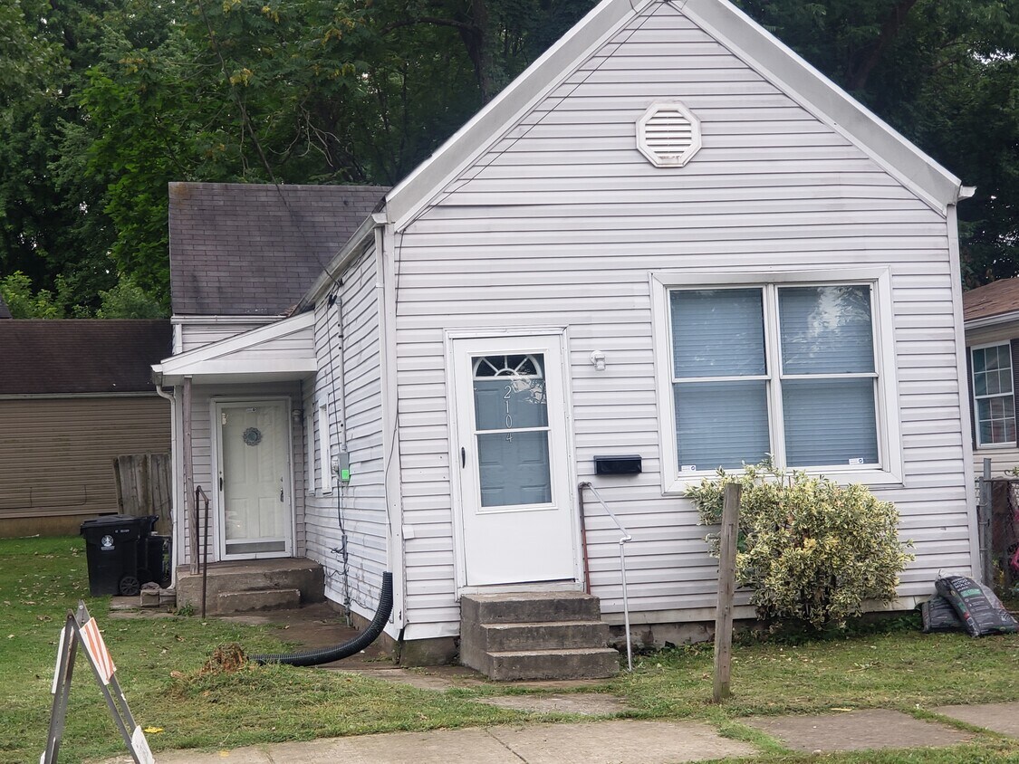 2104 Griffiths Ave, Louisville, KY 40212 House Rental in Louisville, KY