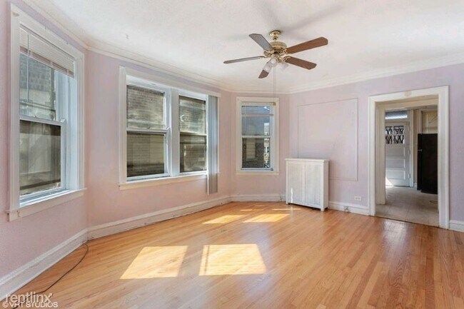 Foto del edificio - 8010 S St Lawrence Ave