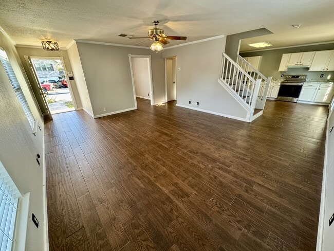 Building Photo - 7706 Sandia Bluff