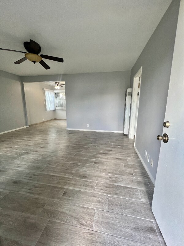 Building Photo - 1122 E Santa Fe Ave