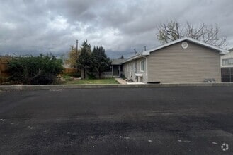 Building Photo - 363 N 800 W
