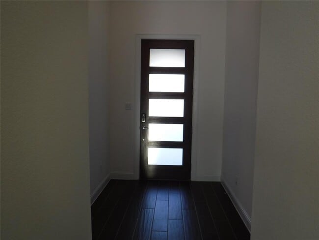 Foto del edificio - 17413 Casanova Ave