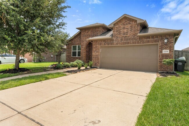 Foto del edificio - 2206 Hidden Meadow Ln