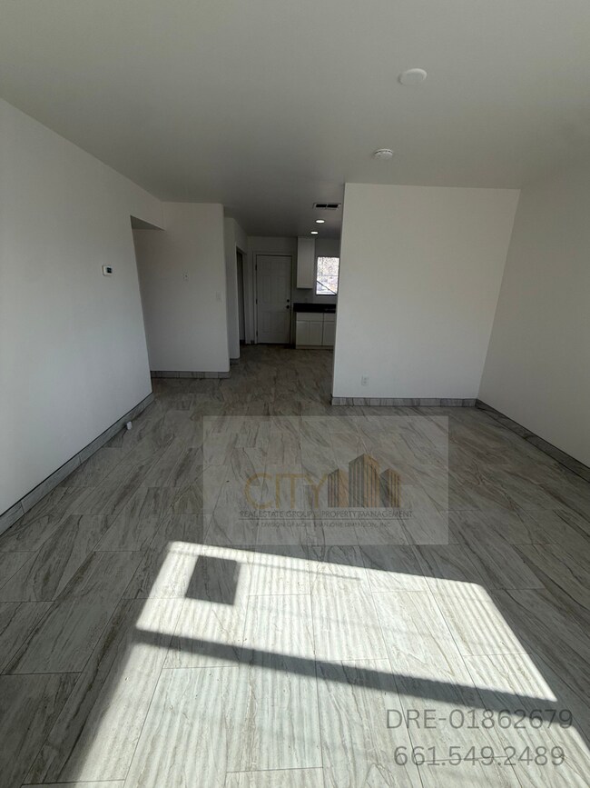 Foto del edificio - 316 S Oswell St