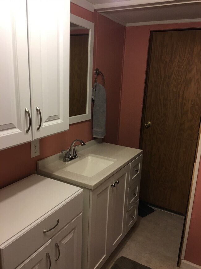 Foto del edificio - 35500 Holloway Rd