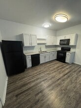 Interior Photo - Square 9