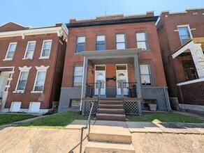 Building Photo - 2204 Indiana Ave