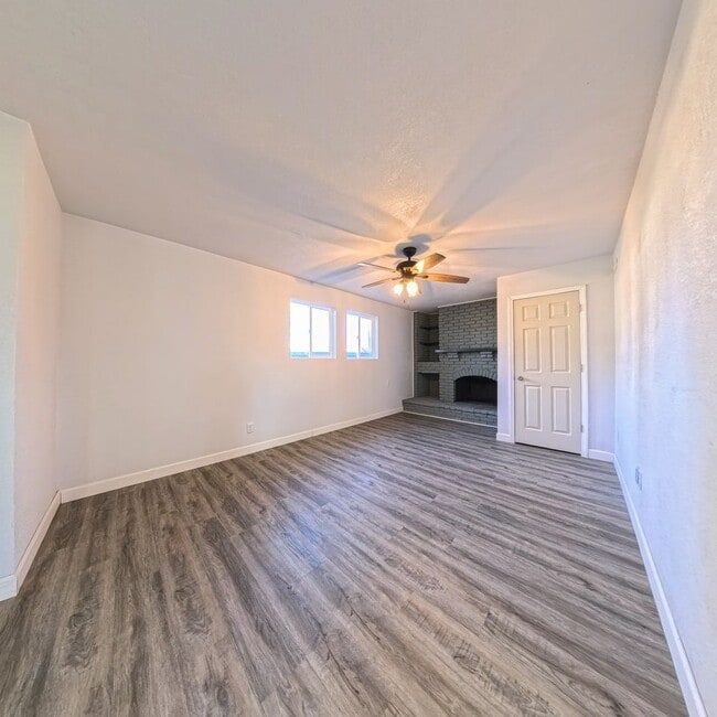 Building Photo - 2715 Summer Meadows Dr