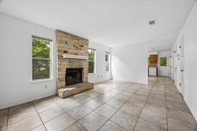 Building Photo - 8202 Mescalero Dr