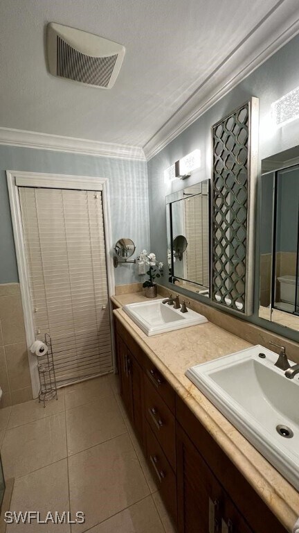 Foto del edificio - 253 Bayshore Dr