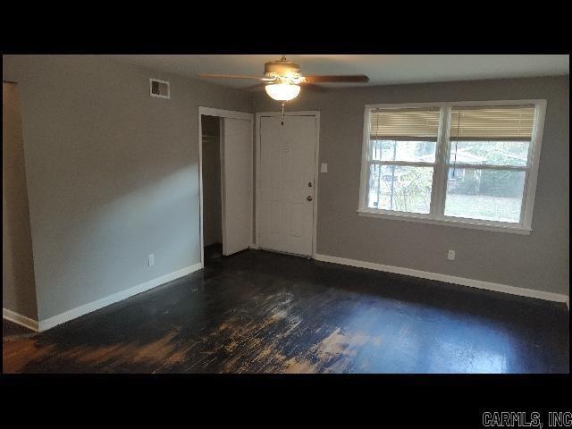 Building Photo - 2402 Wilshire Dr