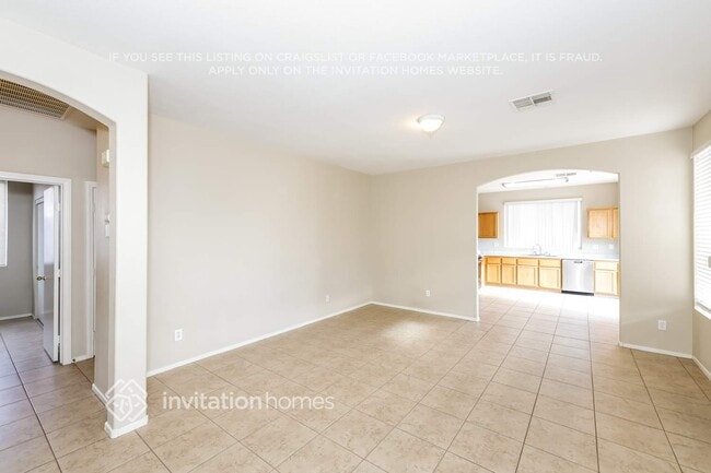 Building Photo - 534 Startop St