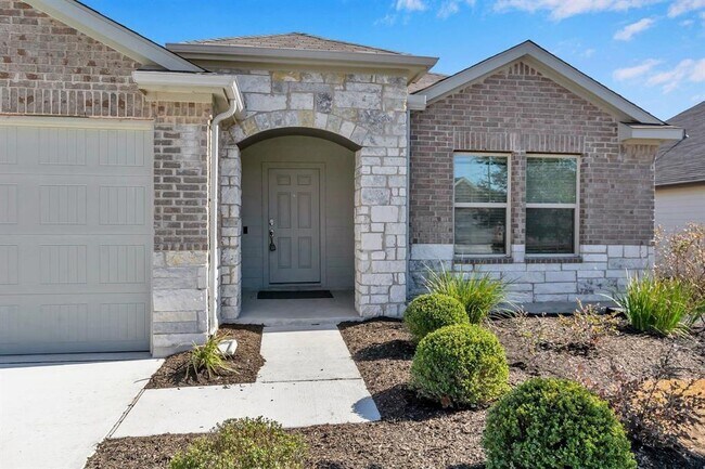 Building Photo - 610 Carol Dr