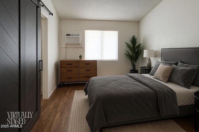 Foto del edificio - 302 S Westfall Ave