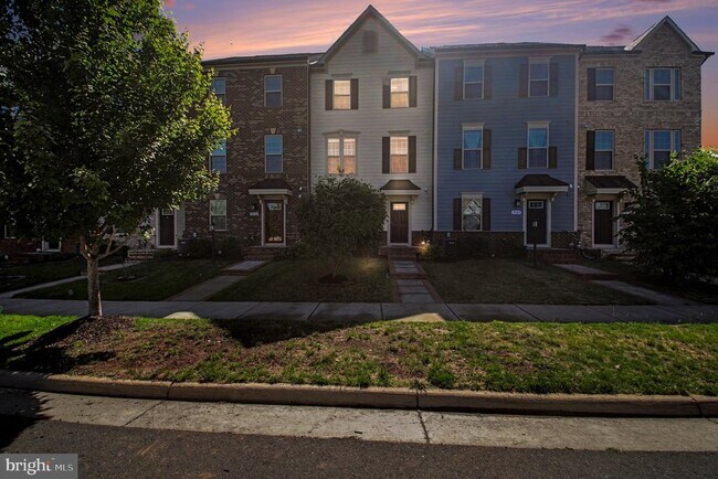 Foto del edificio - 18143 Red Mulberry Rd