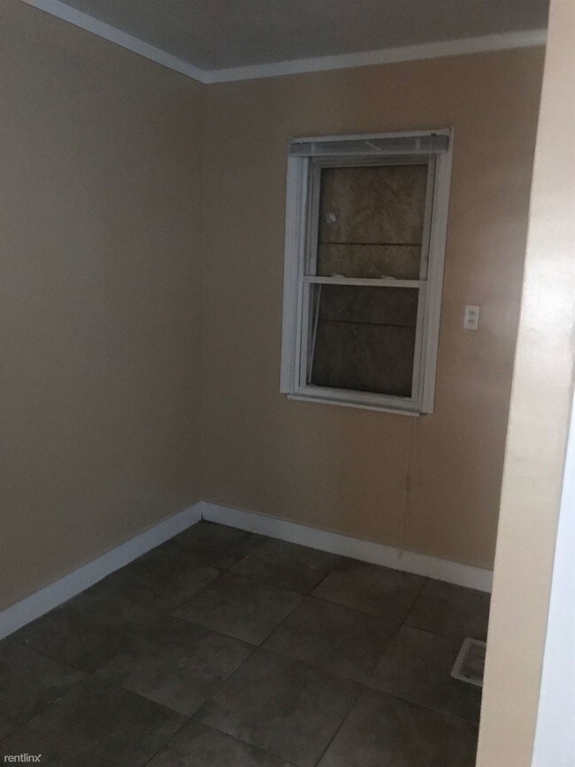 Foto del edificio - 5926 Haverhill St
