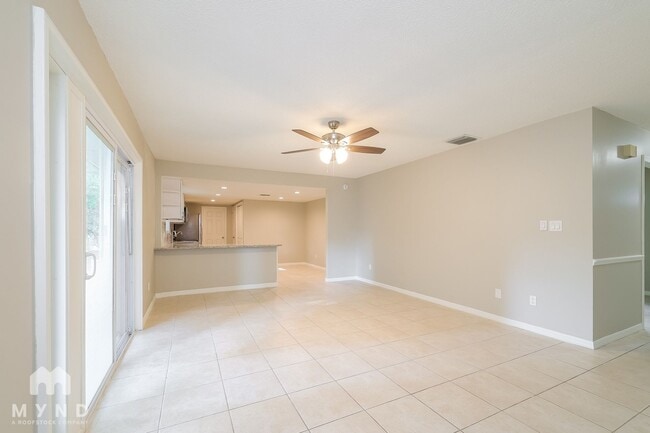 Building Photo - 1519 Stormway Ct