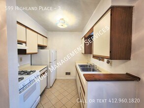 Building Photo - 599 Highland Pl