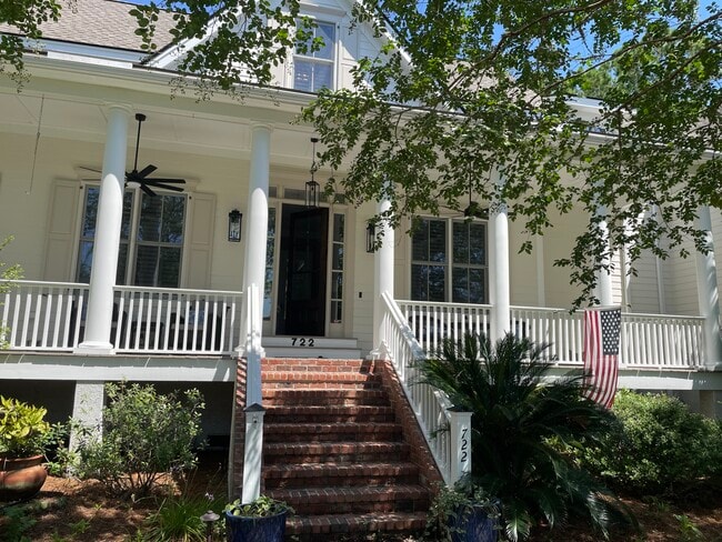 Foto del edificio - 722 Bounty Square Dr