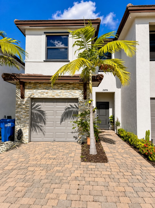 Building Photo - 24902 SW 107th Ave