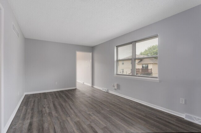 Building Photo - 5319 NW 87th St
