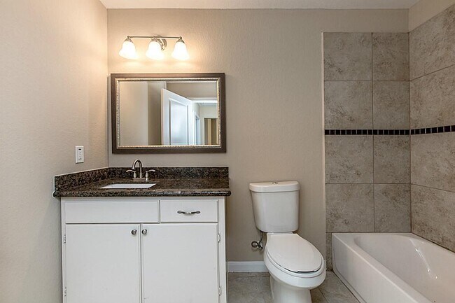 Foto del edificio - 604 W Willis St