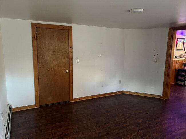 Building Photo - 85 Delafield St