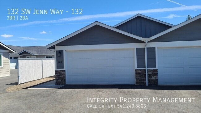 Foto del edificio - 132 SW Jenn Way
