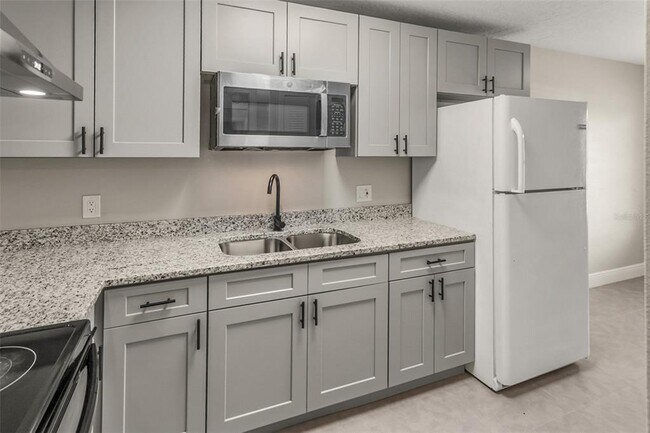 Foto del edificio - 2024 Trinidad Ct