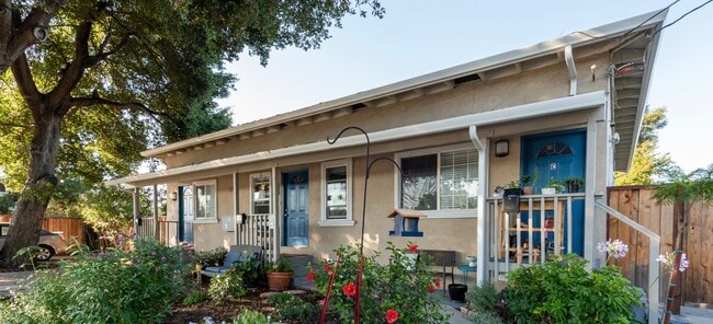 Building Photo - 2707 Marlborough Ave