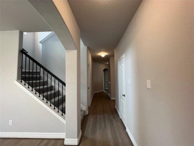 Building Photo - 3214 Aster Mdw Wy
