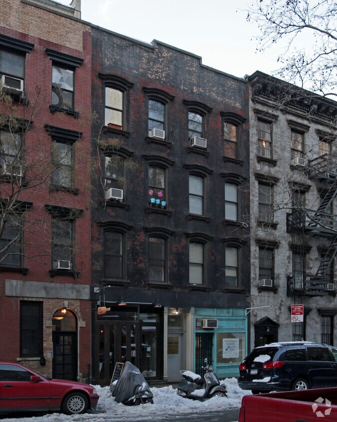 Primary Photo - 405-407 W 44th St