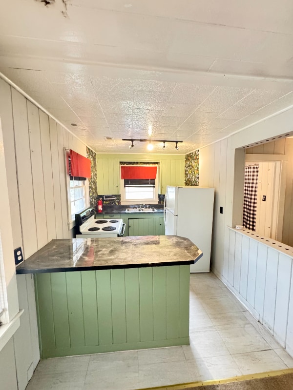 Building Photo - 7203 Porcher Dr