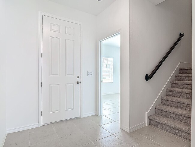 Foto del edificio - ? BRAND NEW | 5-Bedroom Home w/Den for Ren...
