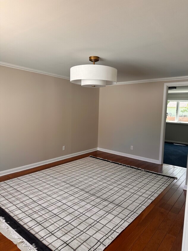 Dining/Living Room - 129 Charlotte Ave