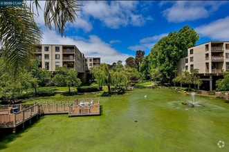 Building Photo - 410 N Civic Dr