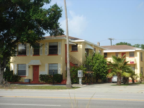 Foto del edificio - 78 Davis Blvd