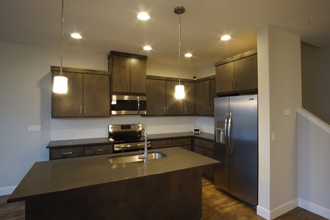 Photo - 7447 SE Chinquapin Dr Townhome