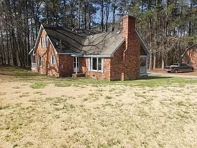 Building Photo - 945 Forest Dr