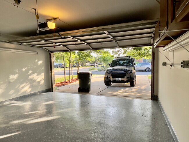 2 car garage - 7701 Peabody Dr