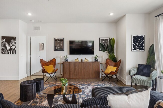 Foto del edificio - 7522 1/2 West Slaughter Lane-SI FL1-ID1537452P