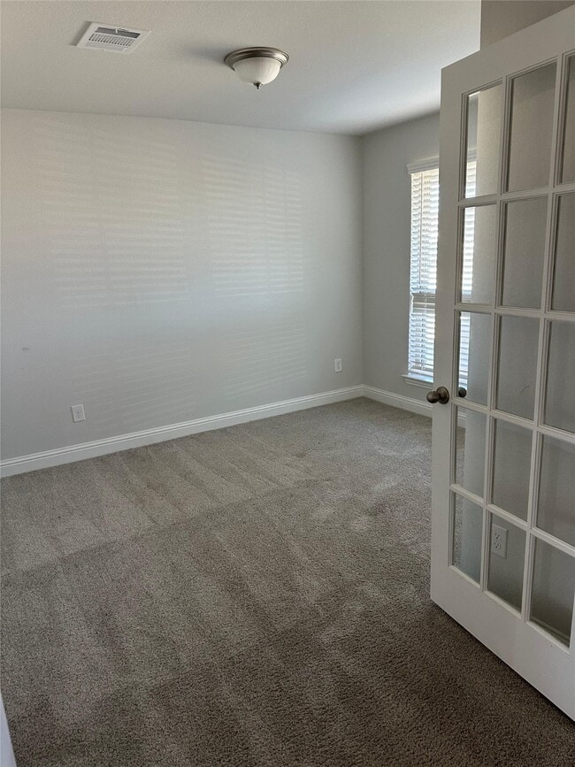 Building Photo - 4201 Chadwick Rd