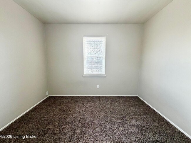 Building Photo - 9409 La Grange Rd