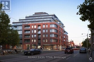 Building Photo - 5-205 Lakeview Ave