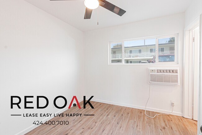 Foto del edificio - 10015 Alondra Blvd