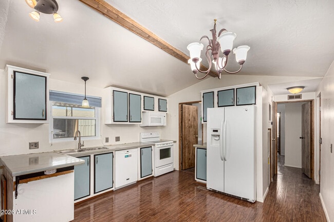 Foto del edificio - 8103 E Southern Ave