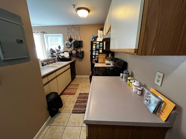 Building Photo - 191 Hildred Dr