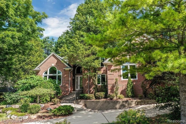 Foto del edificio - 5491 Crystal Creek Ln