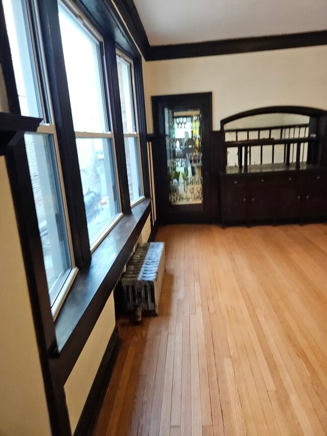 Foto del edificio - 4751 S Forrestville Ave