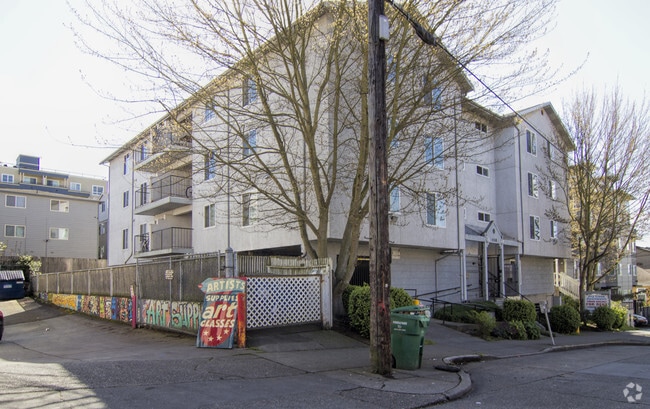 Foto del edificio - Dry Creek Apartments